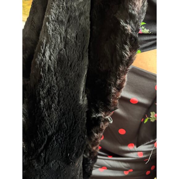Vintage Luxury Black Winter Fur by Witch and Wolf Size Large w Hook Closure - Picture 7 of 11
